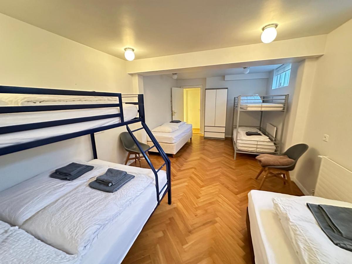 Big Villa Centrally Located In Рейкявик Екстериор снимка